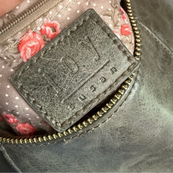 NWOT Joy Susan Vegan Leather Alyssa Distressed Backpack Bag - Picture 7 of 13